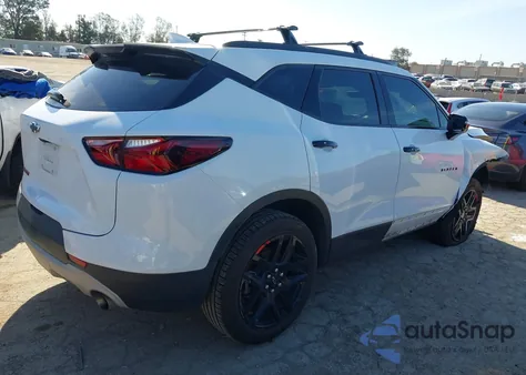 2020 Chevrolet Blazer Fwd 3Lt from USA, damaged, VIN 3GNKBDRS5LS632592